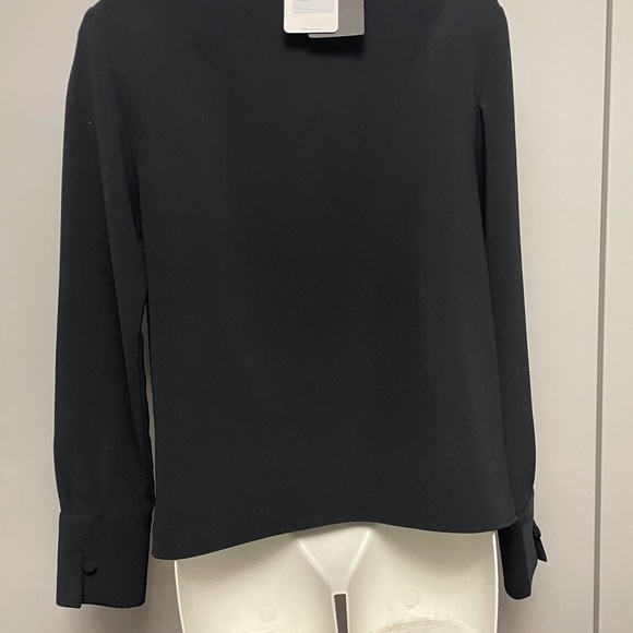 Brand new Zara top. - Picture 5 of 6